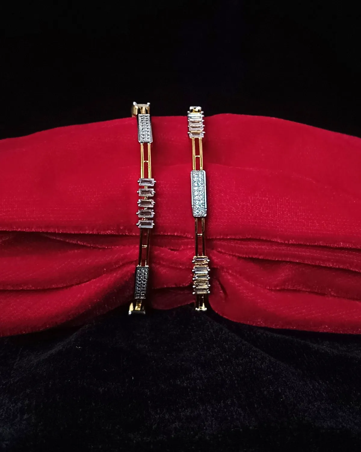 Designer Gold- & Silver-Plated American Diamond Bangle/Bracelet (D207)