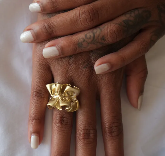 Ruffle Ring